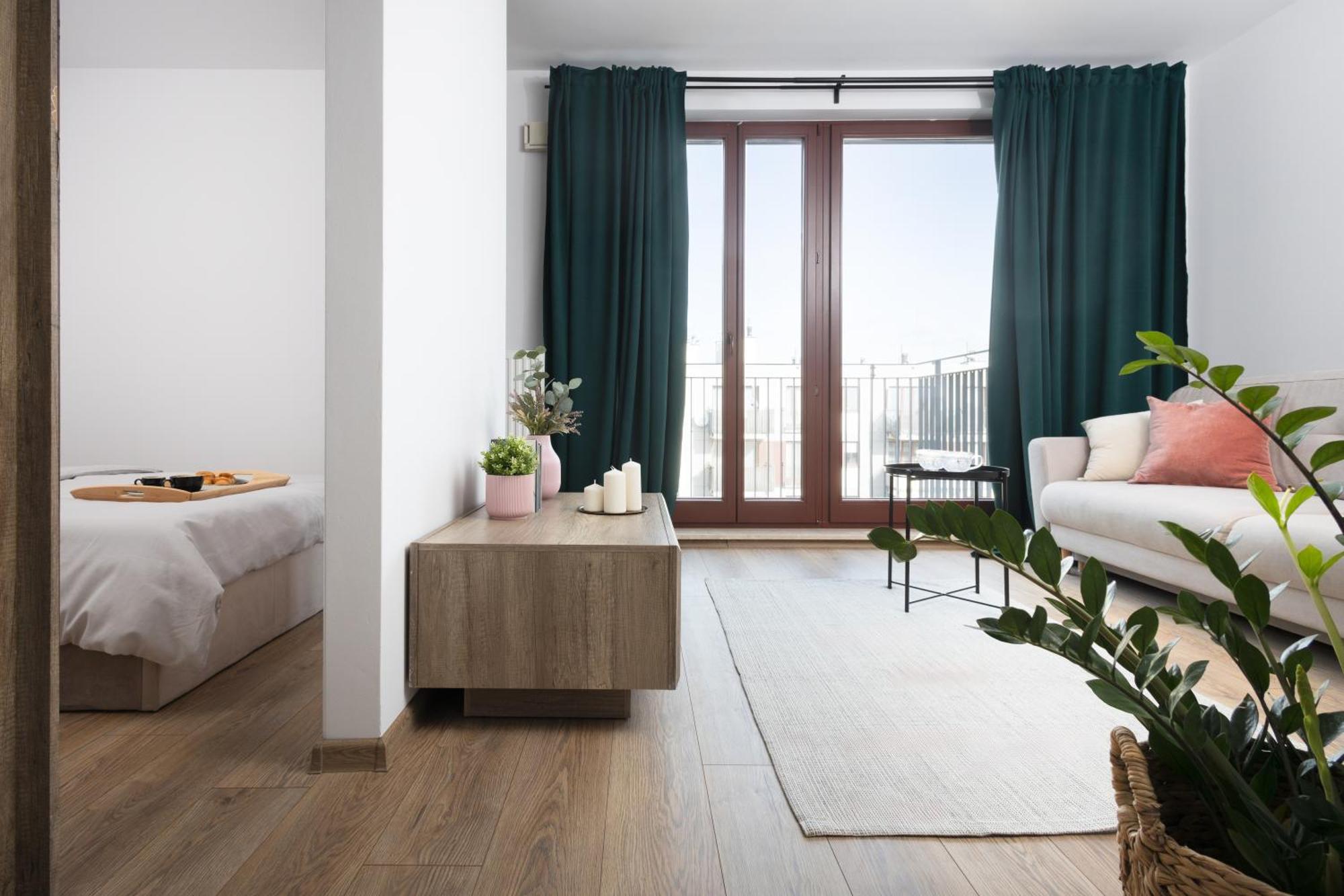 Apartament Goclawska Swps Pge Narodowy Dworzec Wschodni Soho Factory Warsaw Exterior photo